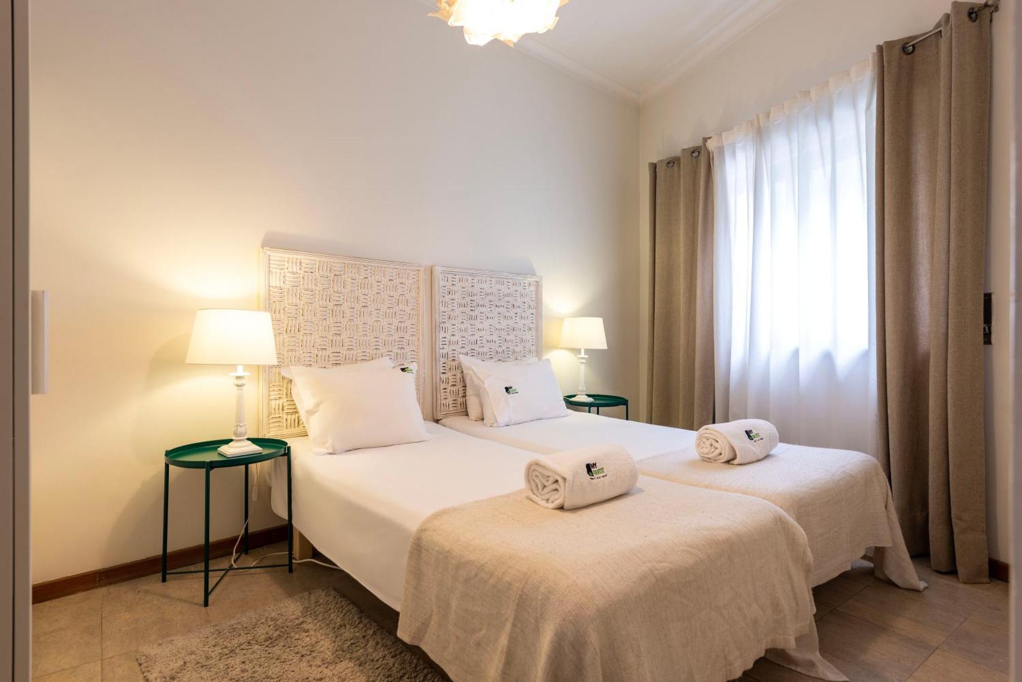 Bmyguest - Santa Catarina Downtown Apartment Porto Bagian luar foto